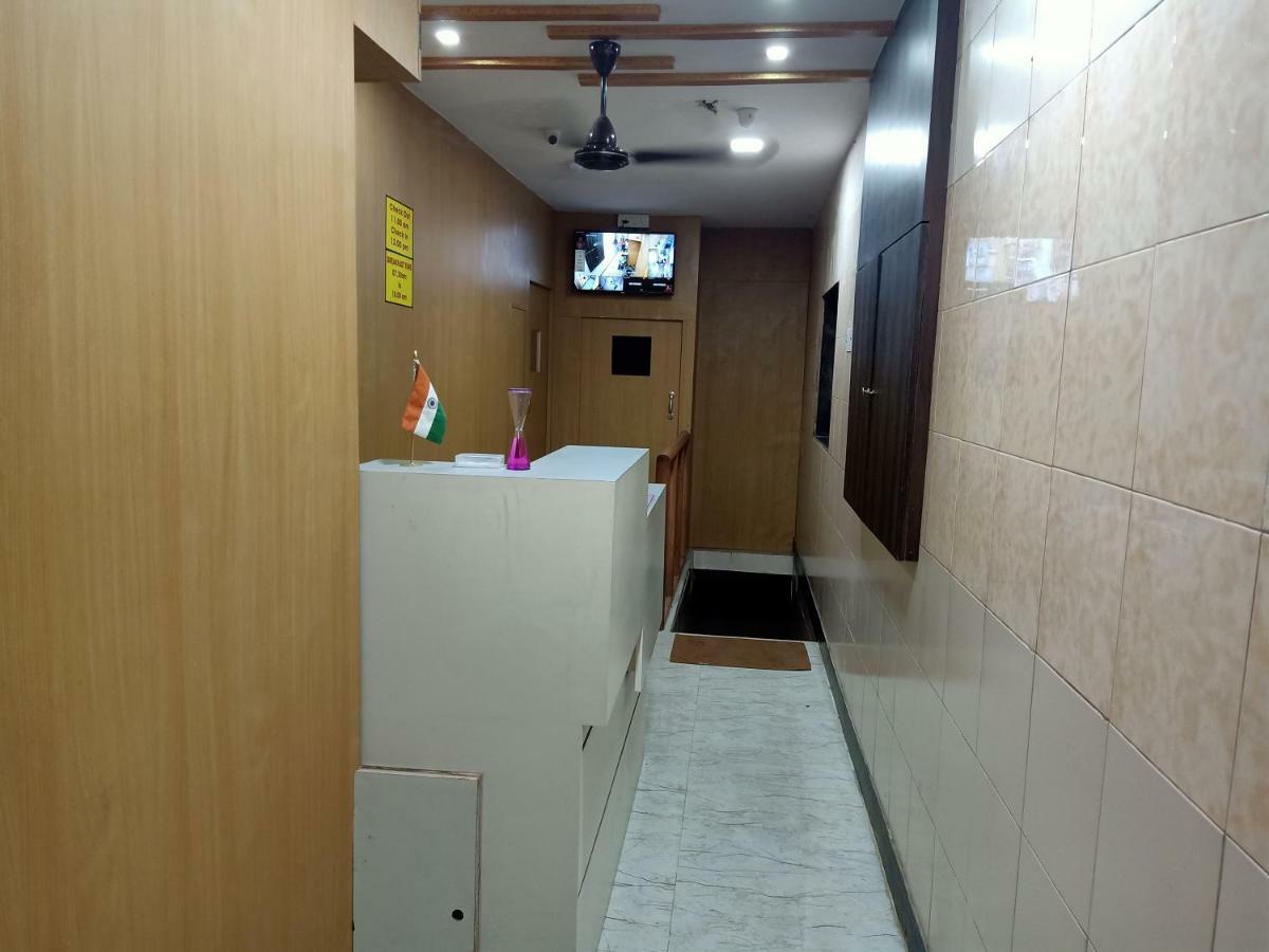 Mabrook Dormitory Мумбаи Экстерьер фото